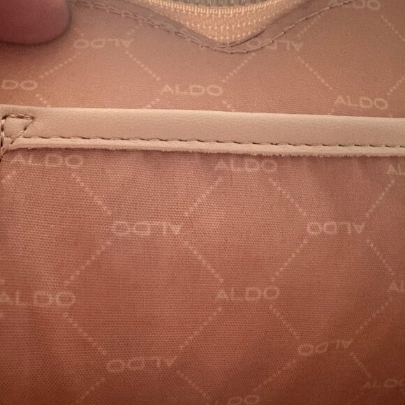 Heart-Shaped Quilted Light Pink ALDO Crossbody Bag With Gold-Tone Hardware - Picture 6 of 14